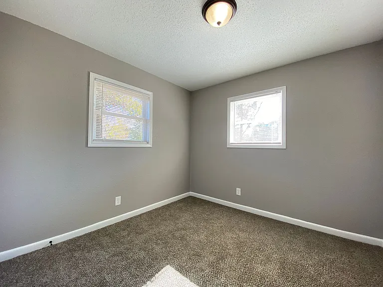 7107 Redwood Dr — Photo 6