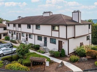 27 Crows Nest Ln UNIT 16F, Danbury, CT 06810