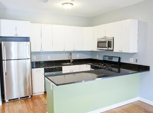 23 Evergreen St #2R, Jamaica Plain, MA 02130