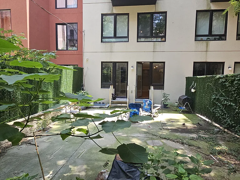 62 E 21st St #4L — Photo 1