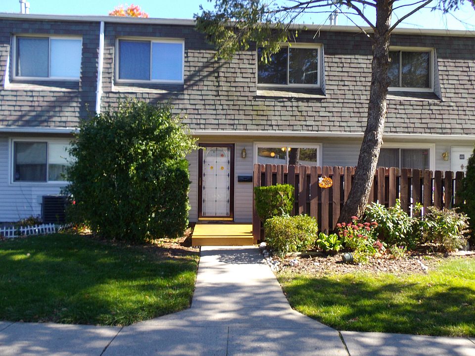 1st image of 85 Storm Dr