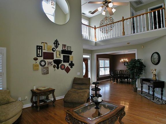 4th image of 5816 Sweetbottom Ln