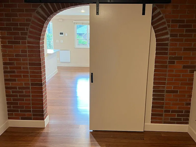 2332 Minor Ave E #8 — Photo 15
