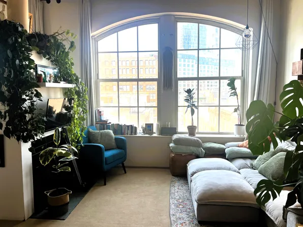 10 Thacher St APT 503, Boston, MA 02113