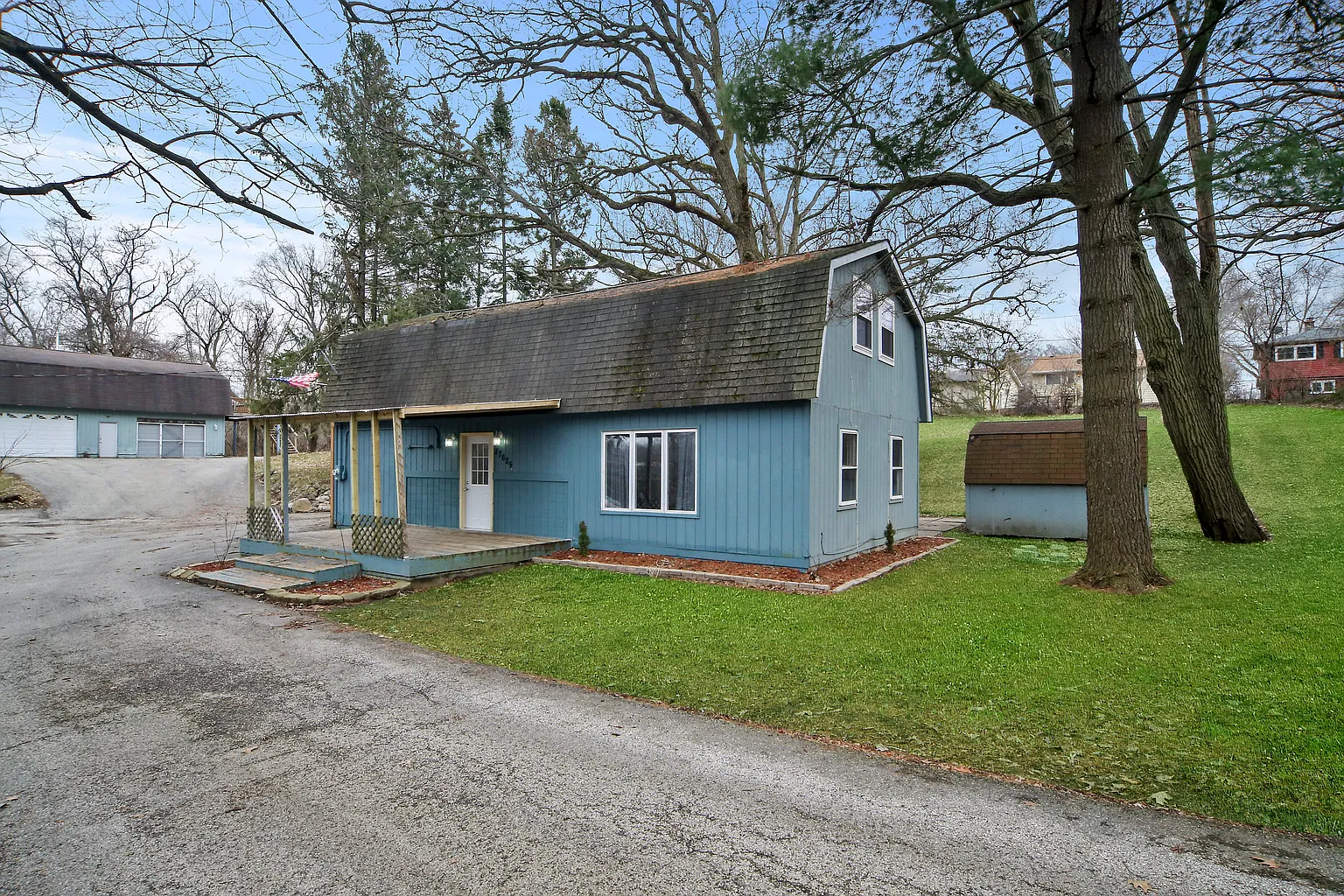 27629 W Orchard Dr photo 1