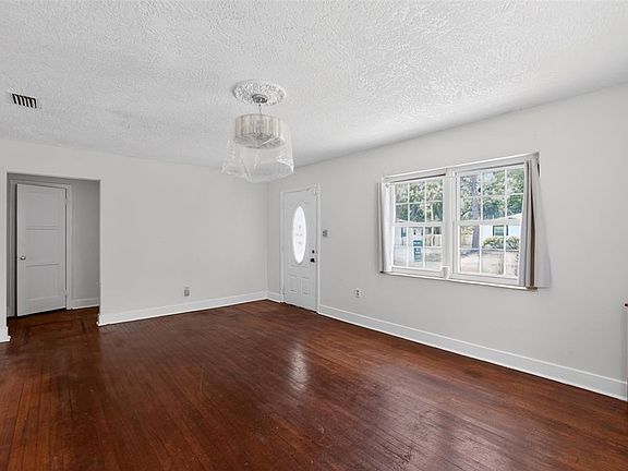 4th image of 775 28TH AVENUE S