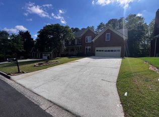 3175 Golfe Links Dr, Snellville, GA 30039