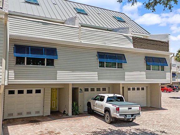 3rd image of 1375 PINELLAS BAYWAY #30