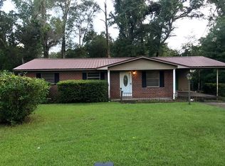 1211 Fairlane Dr, Dothan, AL 36301