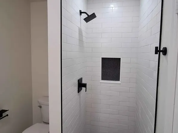 (undisclosed Address), Trumbull, CT 06611