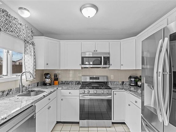 5th image of 53 Columbus Ave APT 103