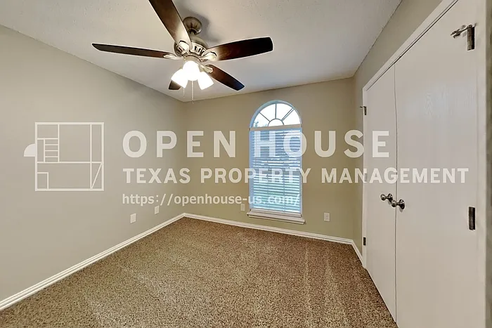 524 Buckstone Dr — Photo 15