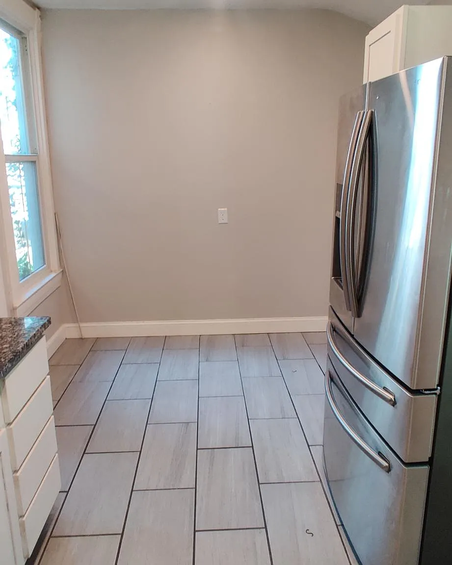 2 bed, 1100 sqft, $1,400 — Photo 4