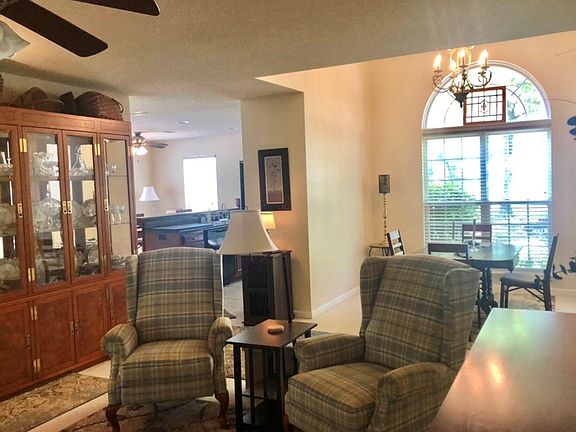 5th image of 193 Long Pine Dr