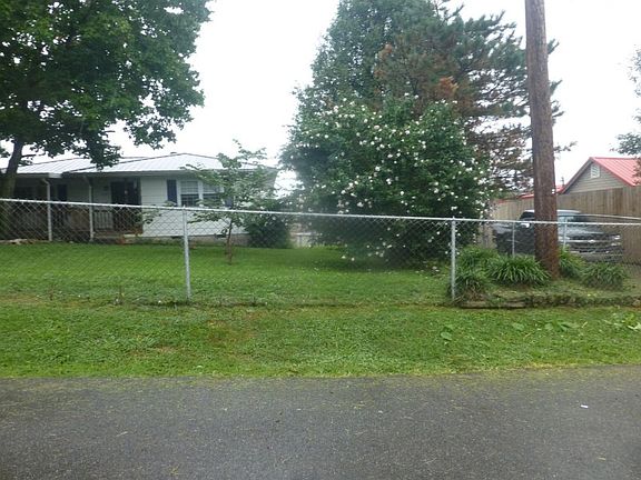 2nd image of 3720 Dance Ave