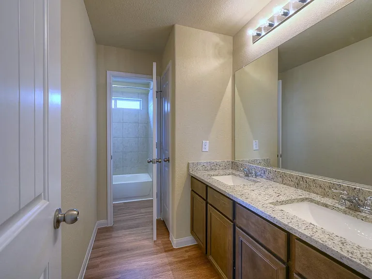 17131 Devon Dogwood Trl — Photo 18