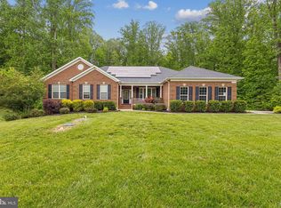 967 Folkstone Dr, Huntingtown, MD 20639
