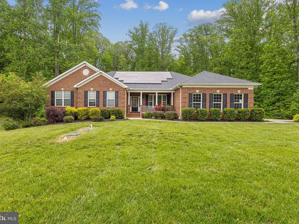 967 Folkstone Dr, Huntingtown, MD 20639