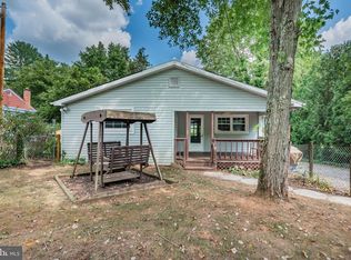 216 Pickett Rd, Dover, PA 17315