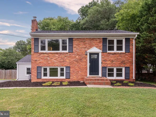 20212 Broad Run Dr, Sterling, VA 20165