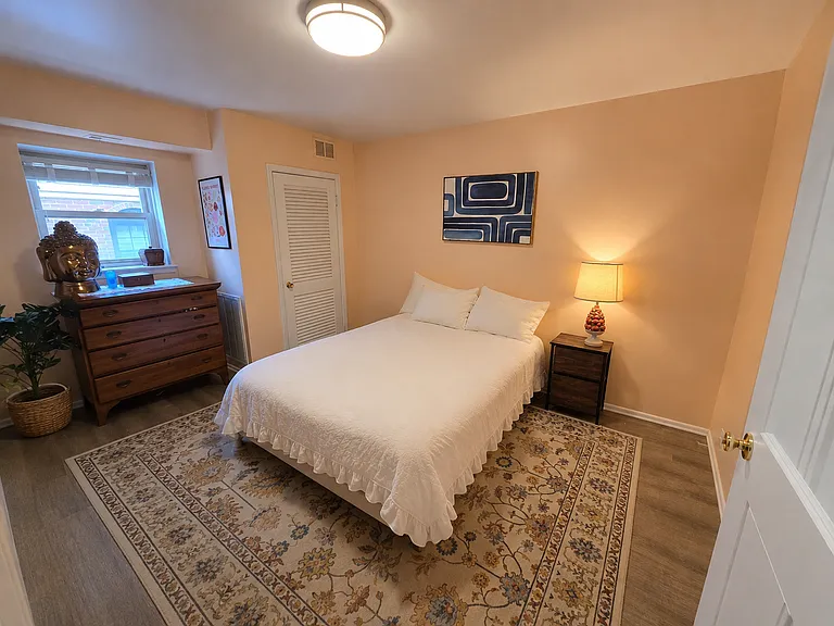 1214 Waverly Walkway — Photo 9