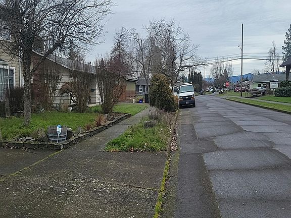 5th image of 1152 Olympic St