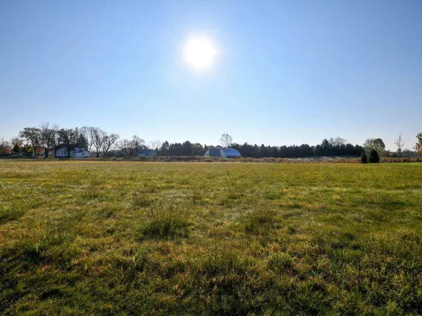 Lt3 AUSTIN GATES, Hartland, WI 53029