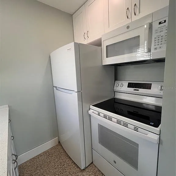 40 82nd Ave S #1 — Photo 17
