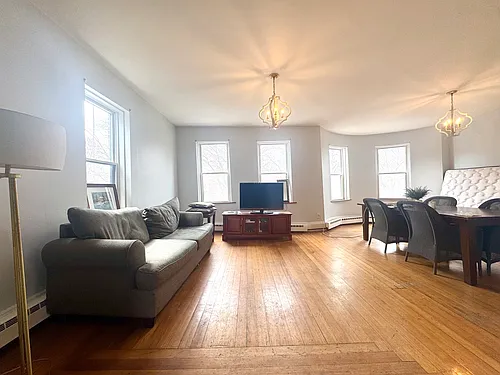 260 Aspinwall Ave #2 Photo 1