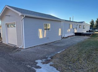 10 Westmount Dr, Foothills County, AB T0L0P0