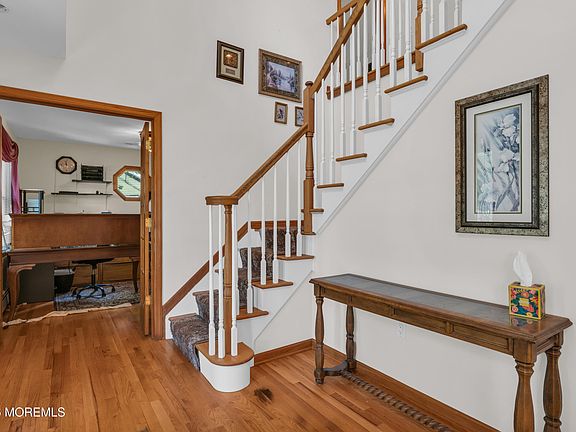5th image of 804 Brookside Drive