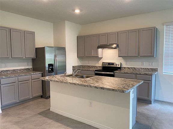 3rd image of 369 Feltrim Reserve Blvd