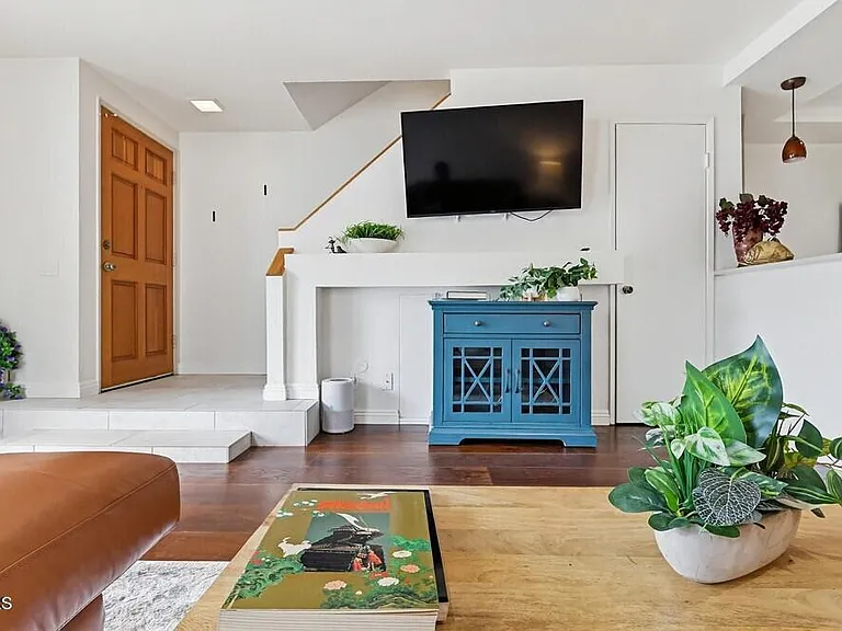 2680 Lake Ave #8 — Photo 4