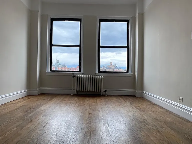 211 W 106th St #12D — Photo 3