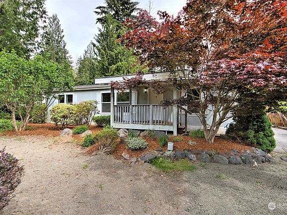 2nd image of 160 E Timberlake Drive