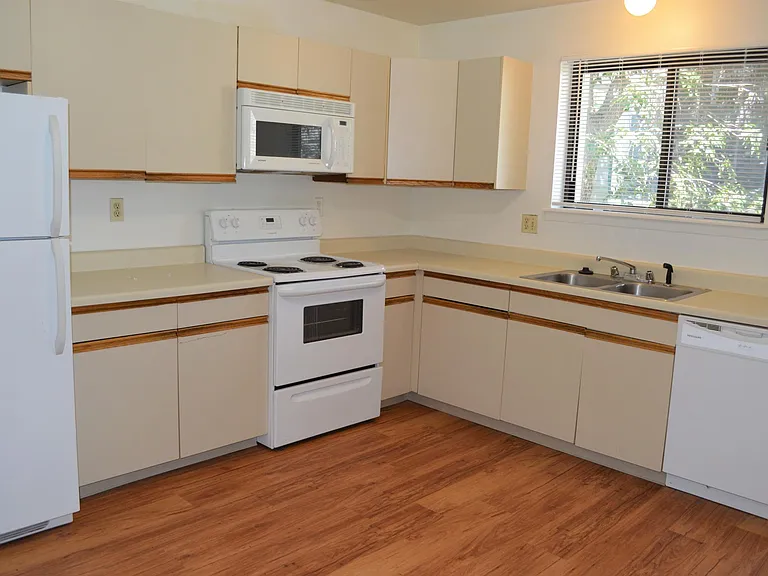 2927 Broadway St #1 — Photo 14