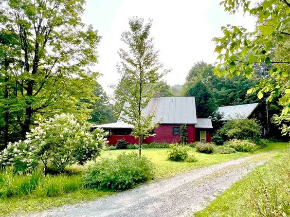 279 Round House Road, Corinth, VT 05039