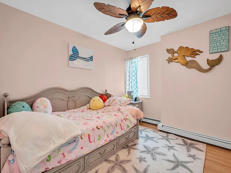 15 Seville Dr — Photo 30