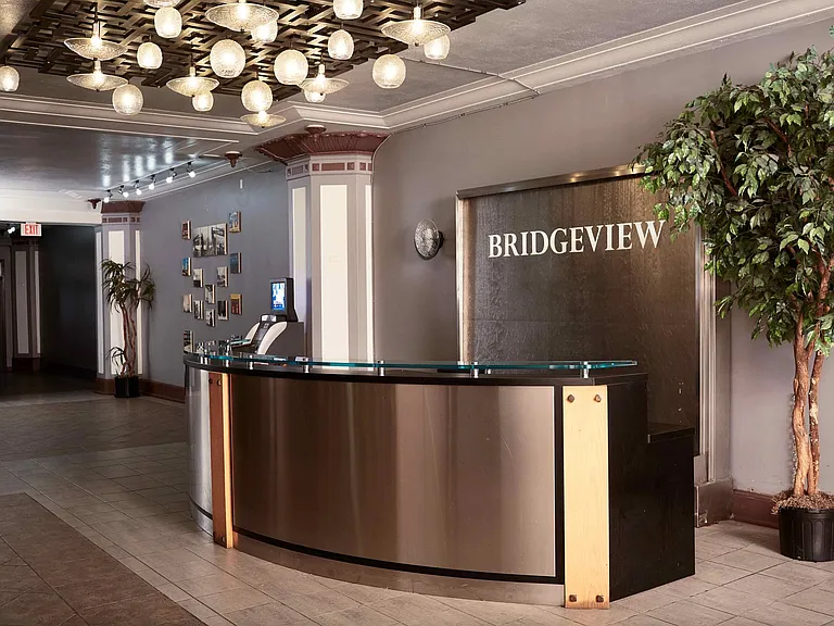 Bridgeview Apartments — Photo 7