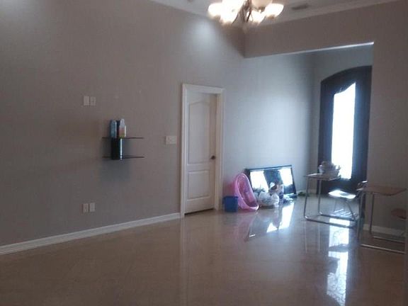 3rd image of 5465 Quail Glenn St