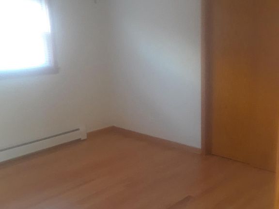 4th image of 5101 N Kenton Ave #1