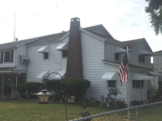 2nd image of 119 N Main St