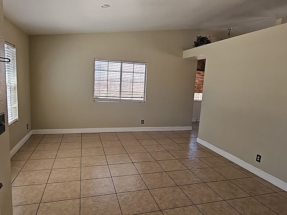 1st image of 2341 Langhorn St