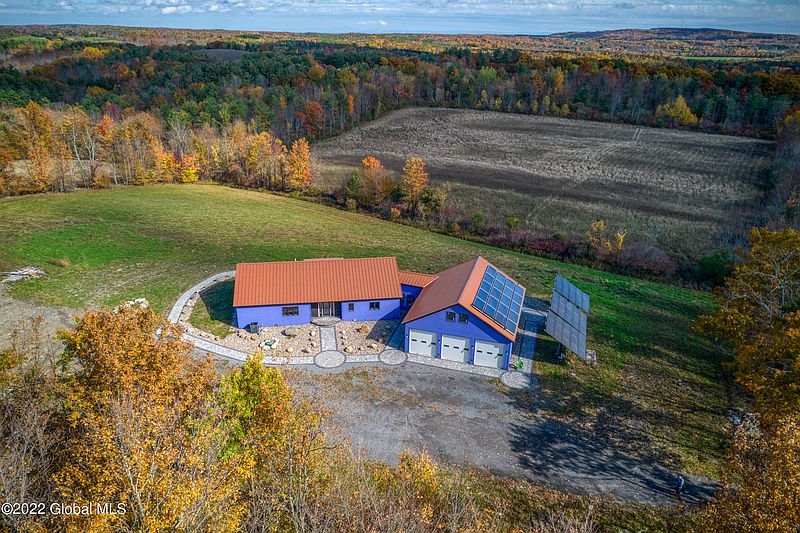 5th image of 85 Simons Road