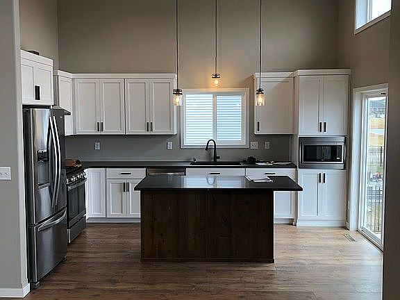 4th image of 4506 Blue Stem Way