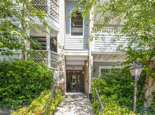 7707 Lafayette Forest Dr APT 22, Annandale, VA 22003