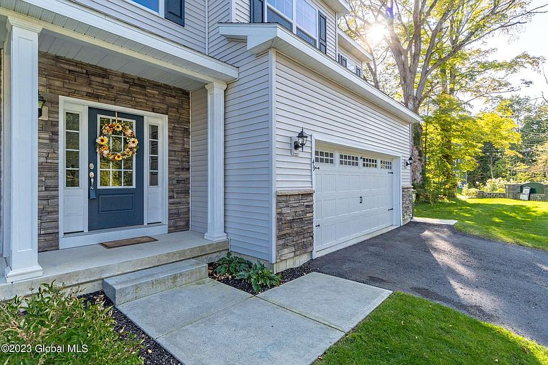 5th image of 49 Timber Creek Drive