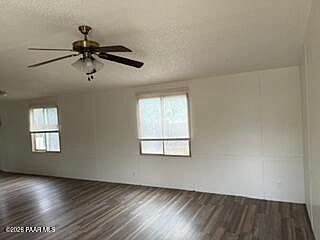 5th image of 1461 Hall Ln