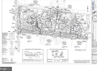 Walker Meadow Ct, Great Falls, VA 22066