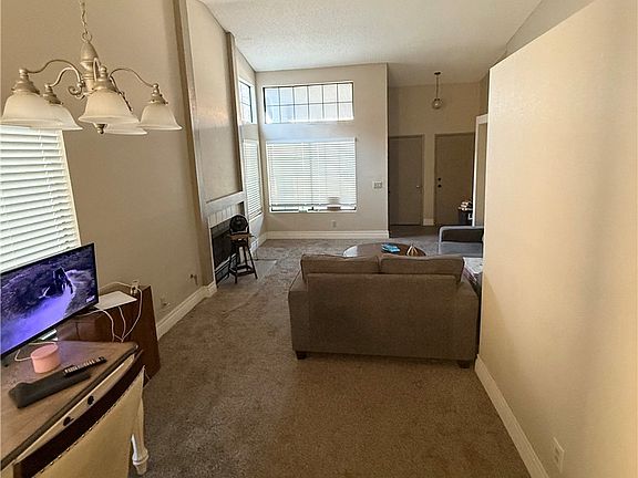 4th image of 1325 Finale Ln